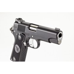 PISTOLET NIGHTHAWK CUSTOM 1911 COMMANDER KESTREL