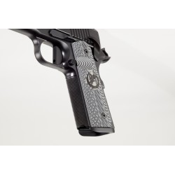 PISTOLET NIGHTHAWK CUSTOM 1911 COMMANDER SHADOW HAWK COMMANDER