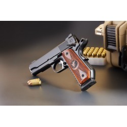 Pistolet Nighthawk Custom 1911 commander Border special